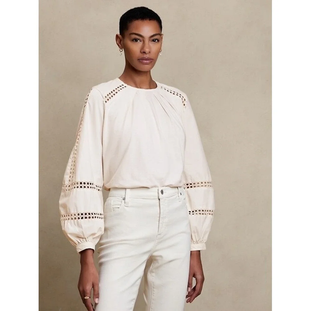 Banana Republic Womens XS Cream Eyelet Crochet Balloon Sleeve Pleated Blouse NEW